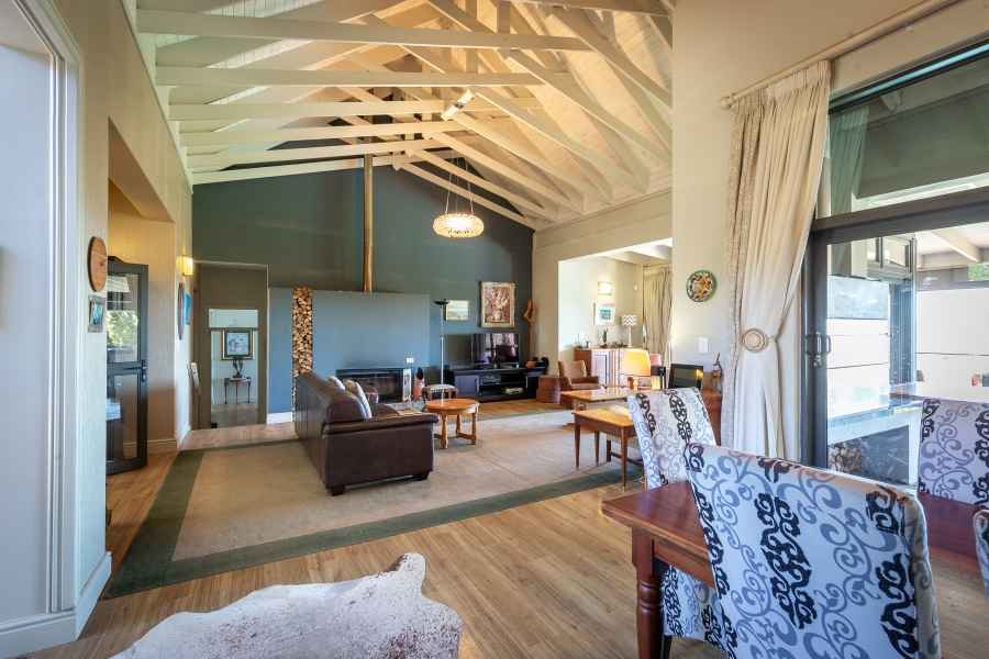 5 Bedroom Property for Sale in Crofters Valley Western Cape